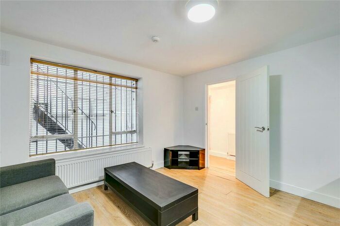 2 Bedroom Flat To Rent In Bromfield Street, Angel, N1