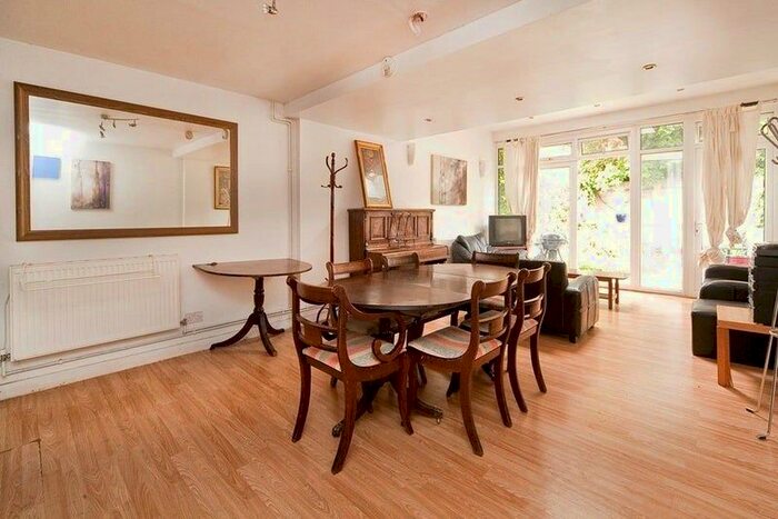 5 Bedroom Terraced House To Rent In Penderyn Way, Tufnell Park, N7