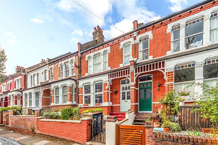 4 Bedroom Terraced House For Sale In Hardwicke Road, London, N13