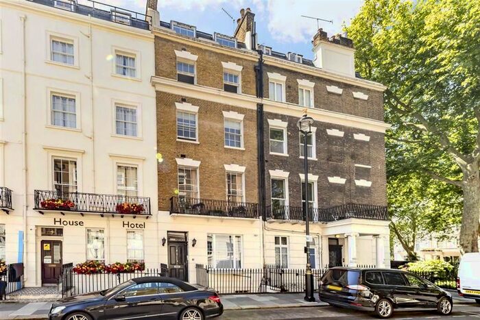 Studio To Rent In Sussex Place, London, W2