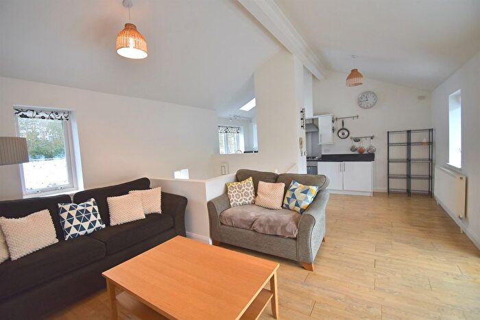 2 Bedroom Flat For Sale In Dickson Wharf, Wharf Road, Whaley Bridge, High Peak, SK23