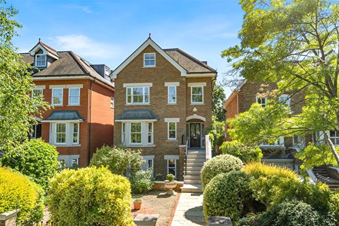 6 Bedroom Detached House For Sale In Cromwell Road, Teddington, TW11