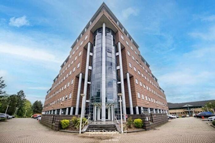 2 Bedroom Flat To Rent In Waterfront West, Brierley Hill, West Midlands, DY5