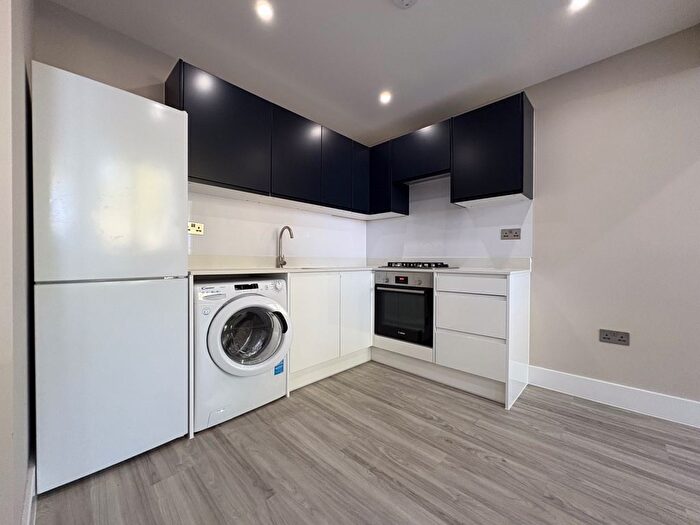 1 Bedroom Flat To Rent In Brand New Apartment - Fishponds Road, Wokingham, RG41
