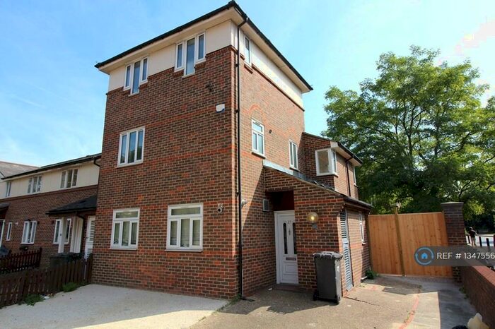 5 Bedroom End Of Terrace House To Rent In Nynehead Street, London, SE14