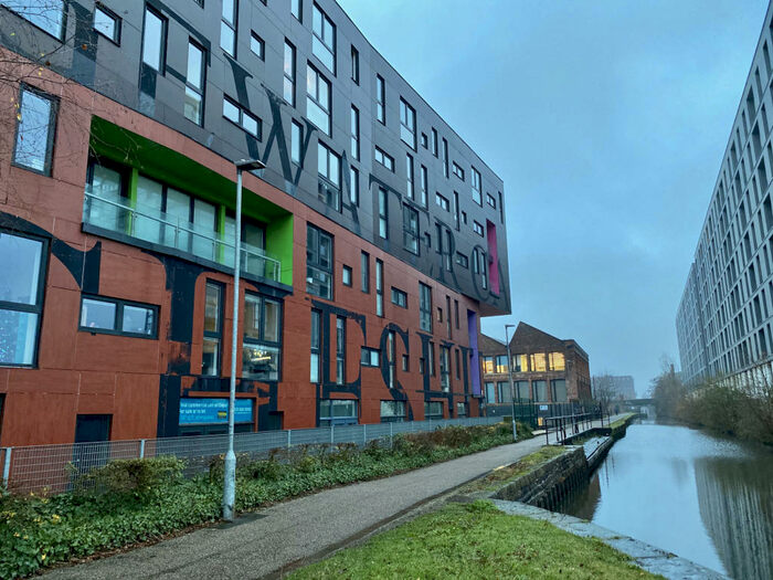 Flat To Rent In Chips Apartment, Lampwick Lane, Manchester, M4