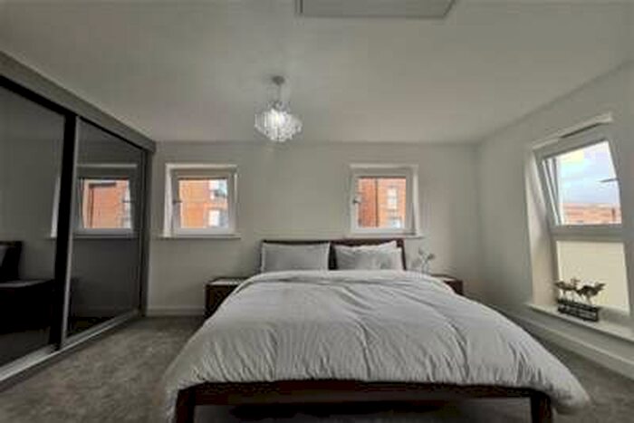 2 Bedroom House To Rent In Carnforth Avenue, Wakefield, WF1