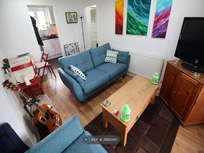 1 Bedroom Flat To Rent In Marriott Road, London, E15