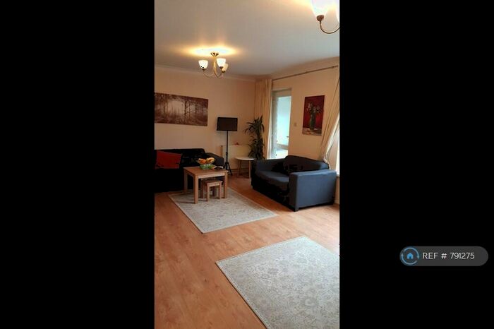 3 Bedroom Terraced House To Rent In Sellywood Road, Birmingham, B30