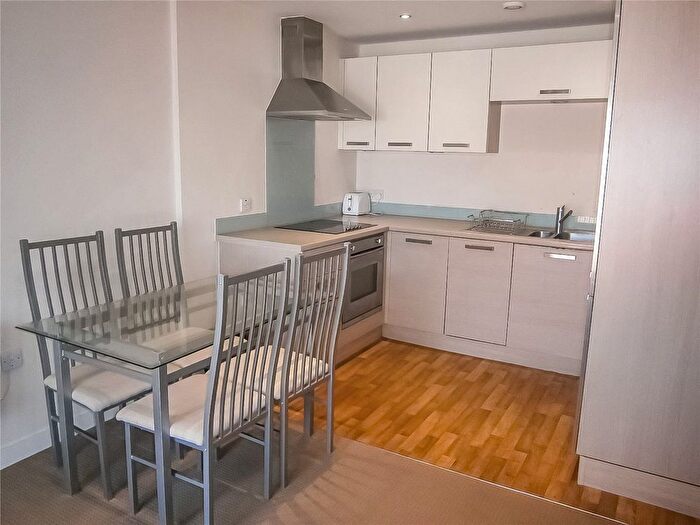 2 Bedroom Flat To Rent In The Pulse, Manchester Street, Old Trafford, Manchester, M16