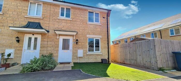 3 Bedroom End Of Terrace House To Rent In Fotescue Road, Bishops Cleeve, GL52