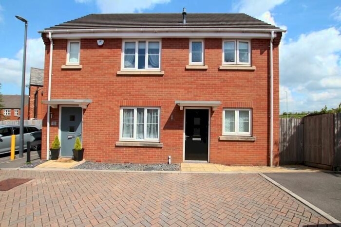 1 Bedroom Flat To Rent In Earl Close, Stoke Gifford, Bristol, BS34