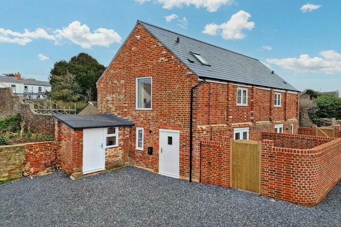 2 Bedroom Semi-Detached House For Sale In Bridport Town Centre, DT6