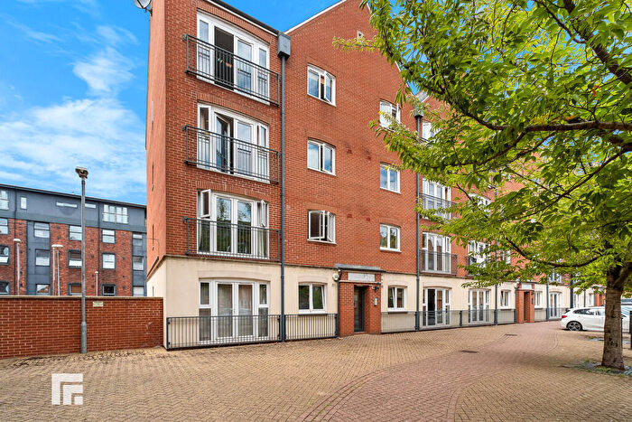 2 Bedroom Apartment For Sale In Harrowby Street, Cardiff Bay, CF10