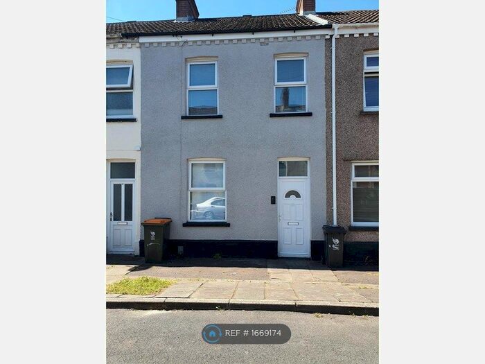 3 Bedroom Terraced House To Rent In Feering Street, Newport, NP19