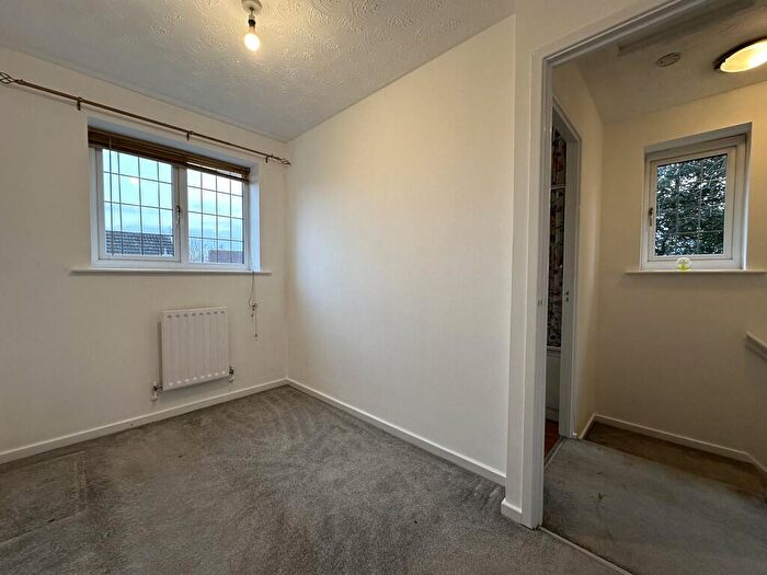 2 Bedroom Semi-Detached House For Sale In Somerset Close, Tamworth, B78