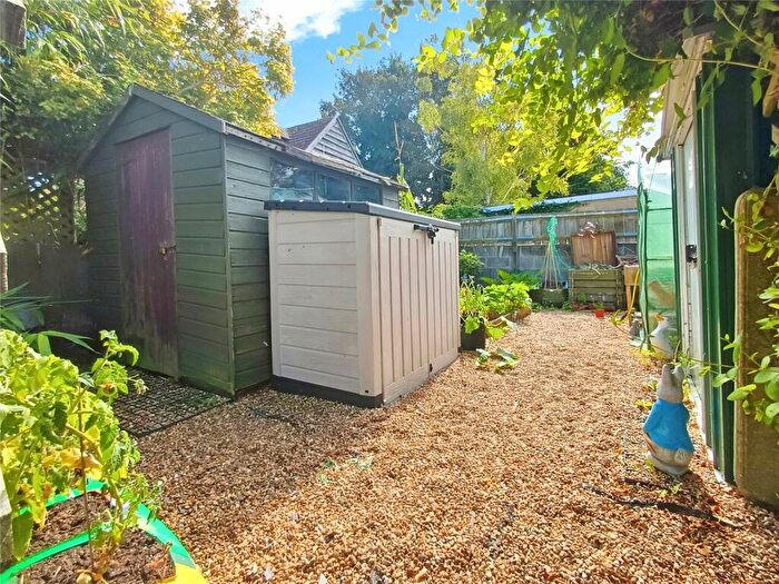 3 Bedroom Terraced House For Sale In Ridgeway Avenue, Gravesend, Kent, DA12