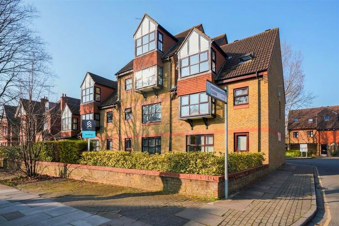 1 Bedroom Flat To Rent In Pursewardens Close, Ealing, W13