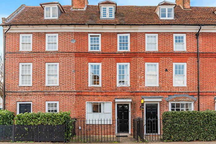 4 Bedroom Terraced House For Sale In Rectory Lane, Sidcup, DA14