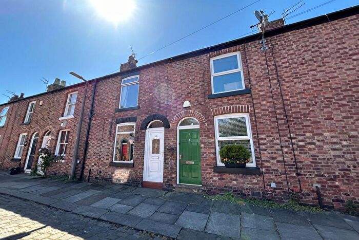 2 Bedroom Terraced House To Rent In Era Street, Sale, M33