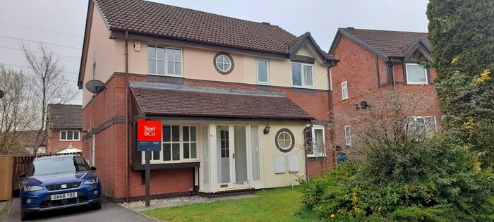2 Bedroom Property To Rent In Llwyn Onn, Tyla Garw, Pontyclun, CF72