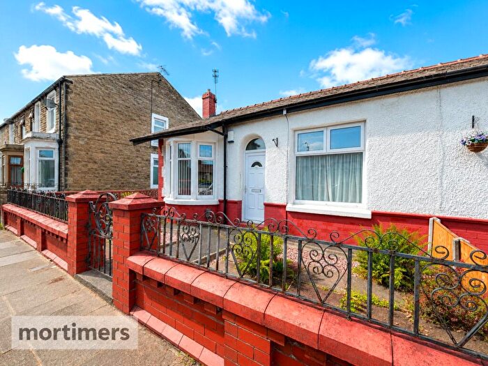 2 Bedroom Bungalow For Sale In Kings Road, Accrington, Lancashire, BB5