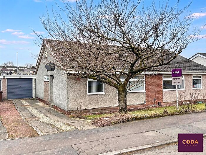 2 Bedroom Semi-Detached Bungalow For Sale In Edington Gardens, Moodiesburn, Glasgow, G69