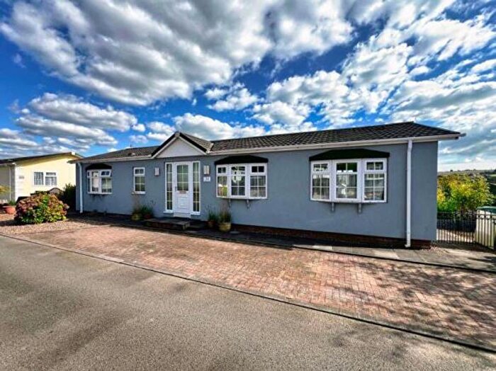 3 Bedroom Detached House For Sale In Hernston Lane, Bridgend, CF31