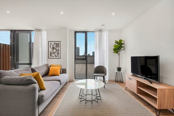 3 Bedroom Apartment To Rent In New Garden Quarter, Stratford, E15