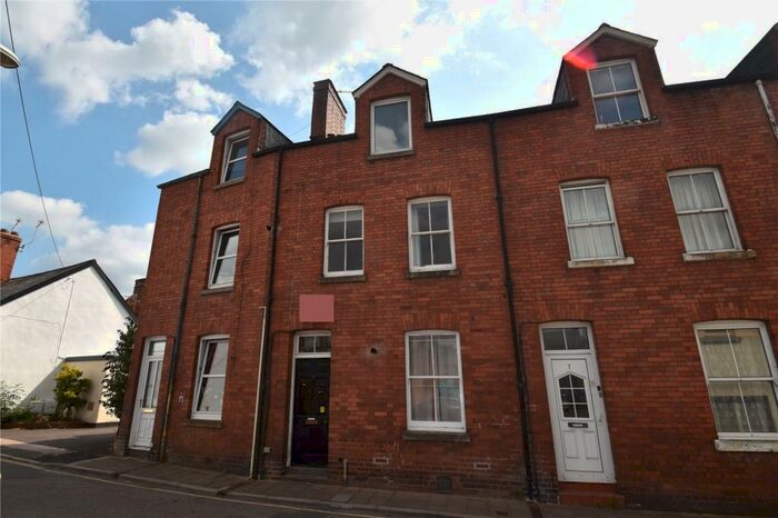 1 Bedroom Apartment To Rent In Silver Street, Tiverton, Devon, EX16