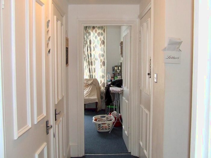 2 Bedroom Flat To Rent In Flat, Islingword Road, Brighton, BN2