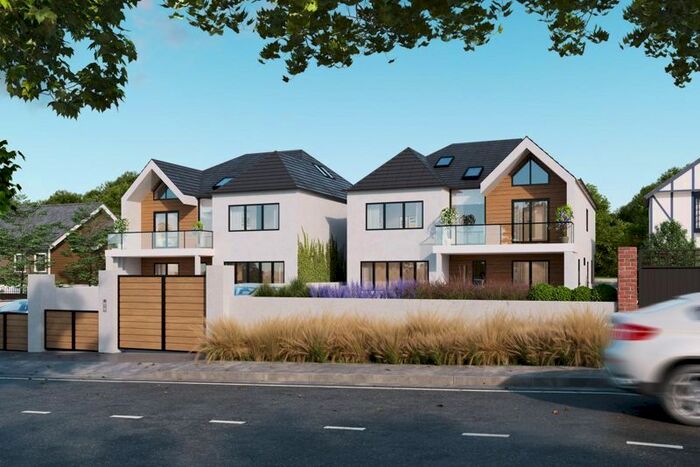 5 Bedroom Detached House To Rent In Vine Lane, Uxbridge, UB10