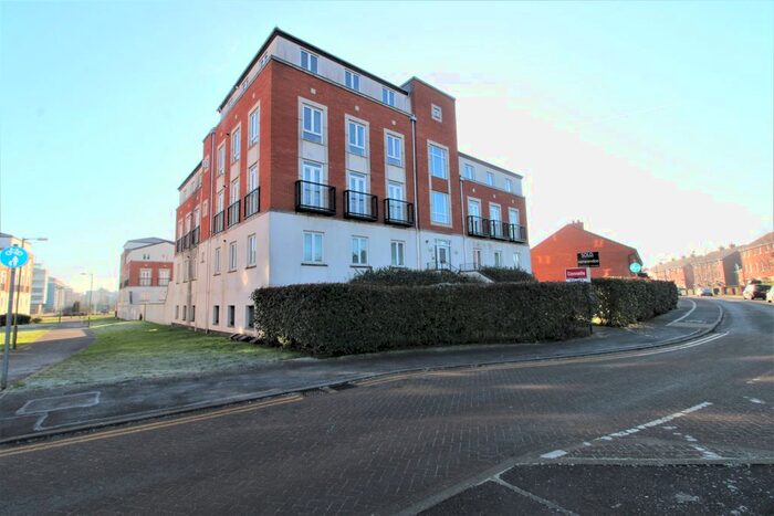 2 Bedroom Flat To Rent In Mosquito Way, Hatfield AL10