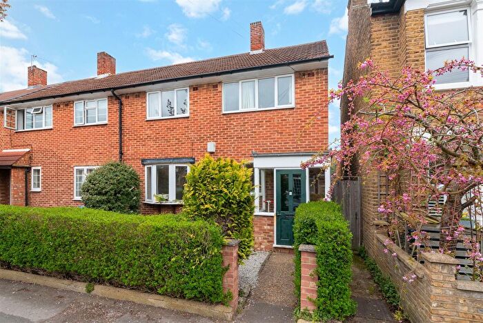 3 Bedroom End Terrace House For Sale In Sydney Road, Raynes Park, SW20