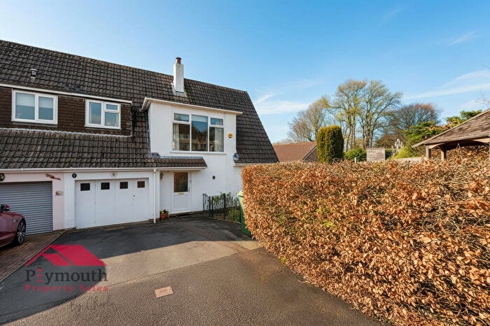 3 Bedroom Semi Detached House For Sale In Huntingdon Gardens, Plymouth, PL5