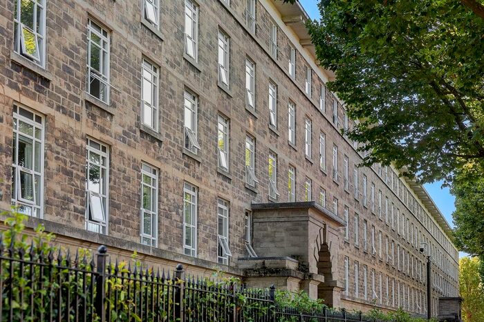 2 Bedroom Flat To Rent In Bromyard Avenue, London, W3