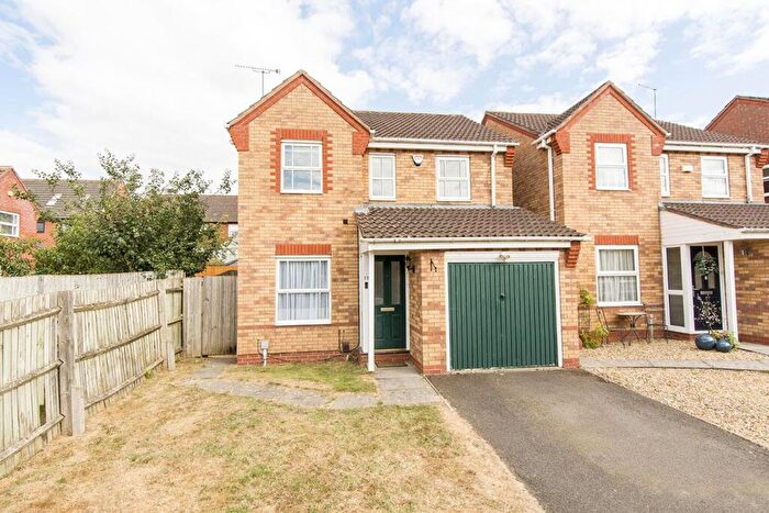 3 Bedroom Detached House To Rent In Ryelands Close, Market Harborough, LE16