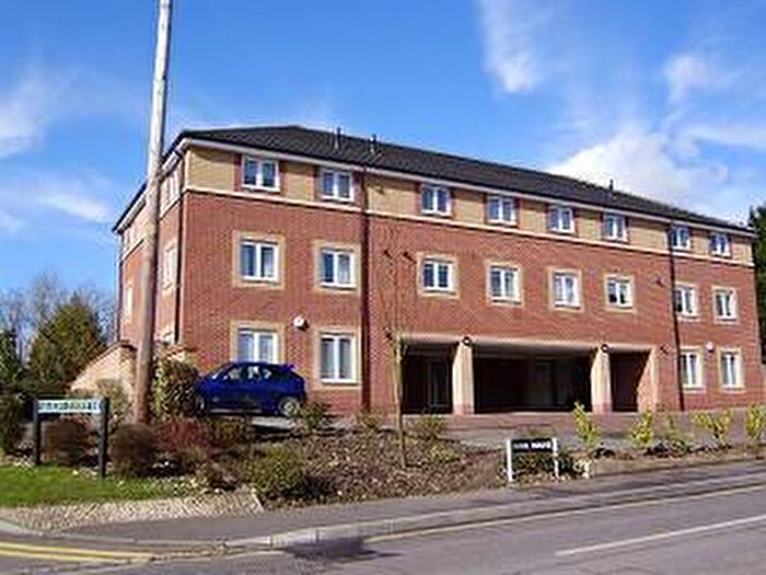 1 Bedroom Flat For Sale In Thatcham, Berkshire, RG19
