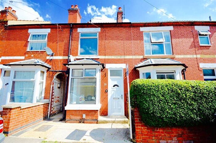 2 Bedroom House To Rent In Regent Street, Desborough, Kettering, NN14