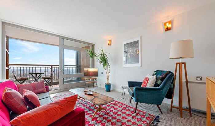 1 Bedroom Flat For Sale In Trellick Tower, Golborne Road, London, W10