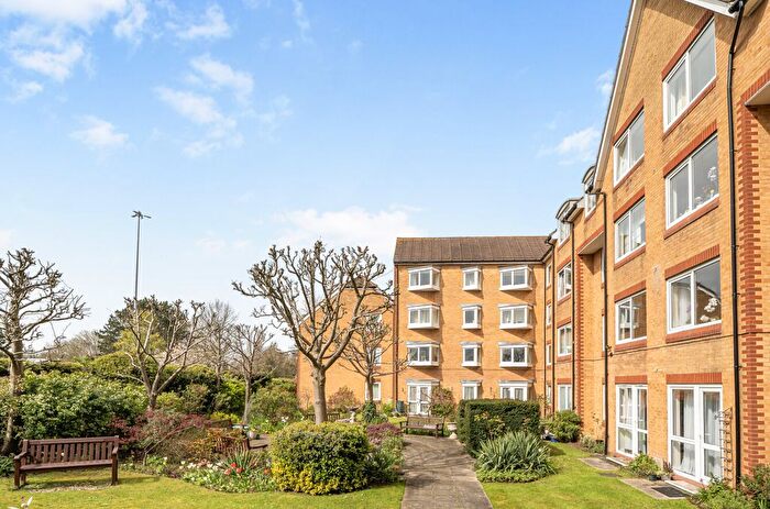2 Bedroom Property For Sale In Homemanor House, Cassio Road, Watford, WD18