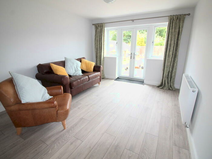 2 Bedroom Detached Bungalow To Rent In Thirsk Close, Market Rasen, LN8