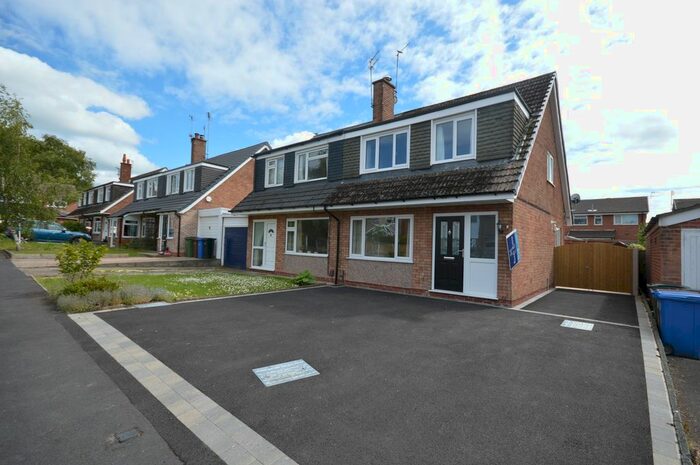 3 Bedroom Semi-Detached House To Rent In Fairhaven Close, Bramhall, Stockport, SK7