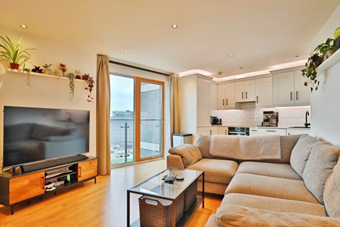 1 Bedroom Flat For Sale In The Boulevard, Leeds, West Yorkshire, LS10