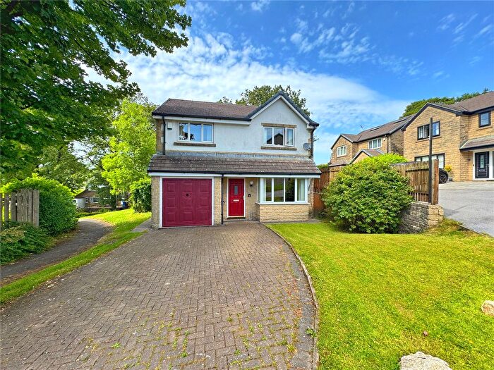 3 Bedroom Detached House For Sale In Turf Meadow, Loveclough, Rossendale, BB4
