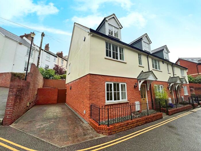 3 Bedroom Terraced House To Rent In Colleton Grove, Exeter, EX2
