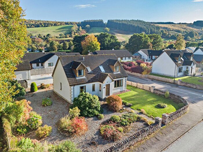4 Bedroom Detached House For Sale In Wood-Side, Drumnadrochit, Inverness, IV63