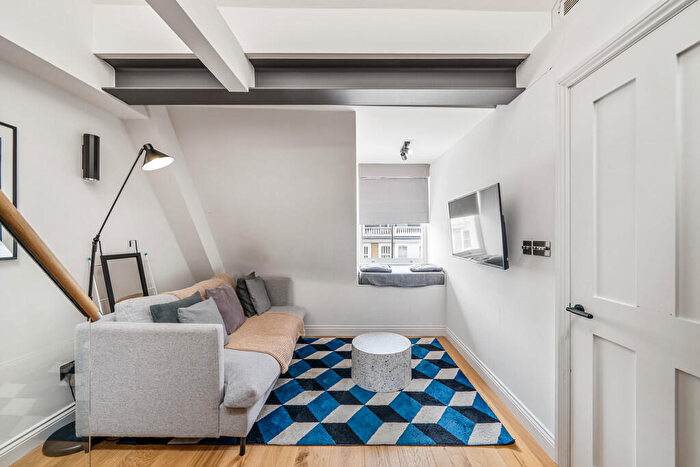 Apartment To Rent In Coleherene Road, Chelsea, SW10