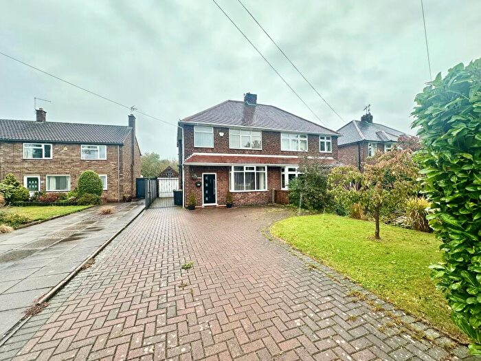 3 Bedroom House To Rent In Stapleford Lane, Toton, NG9