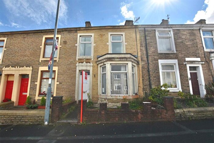 3 Bedroom Terraced House For Sale In Lomax Street, Great Harwood, Blackburn, Lancashire, BB6